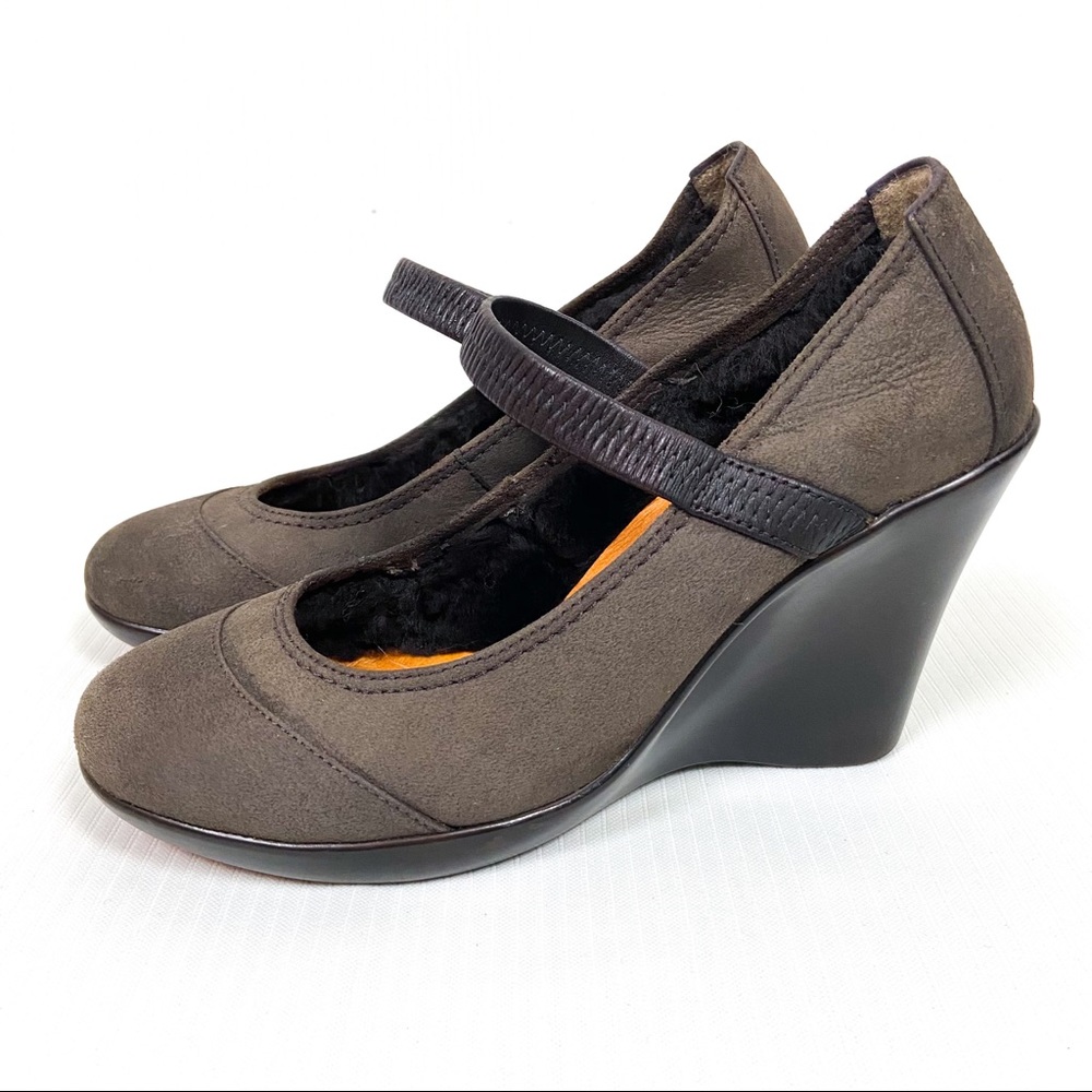 Crocs Suede Wool Lined Wedge Heels Brown Size 7.5